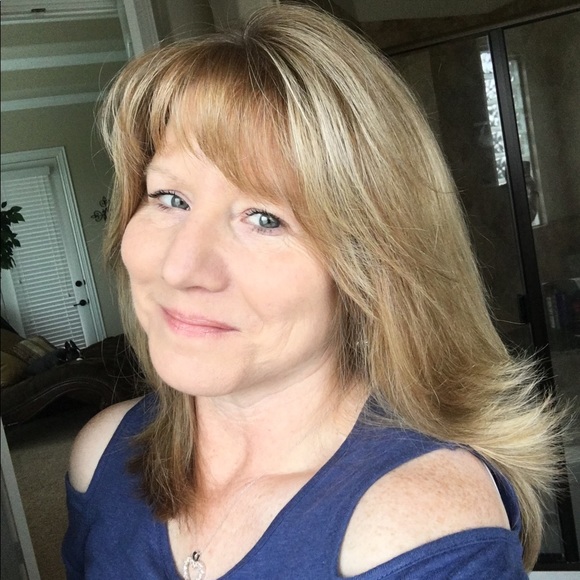 Meet your Posher, Janie - Picture 1 of 1